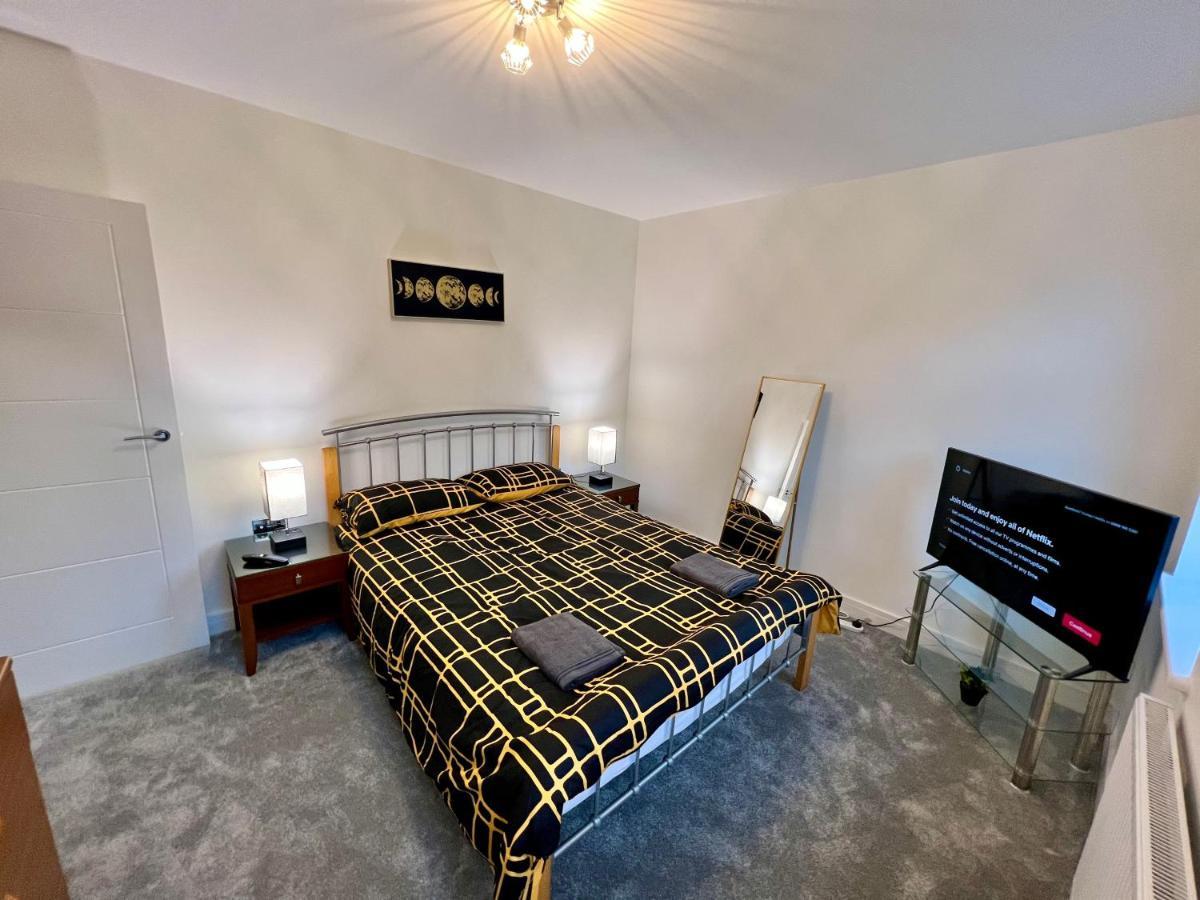 Casa de férias Wembley Stadium 5 Star Brand New Luxury Sleeps 14 With Parking *